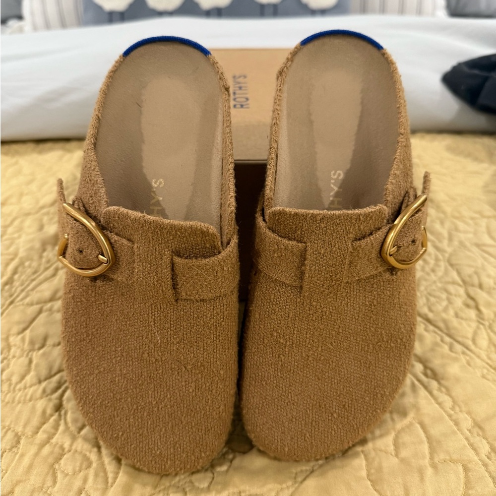 Rothy's women’s clog - Picture 2 of 4